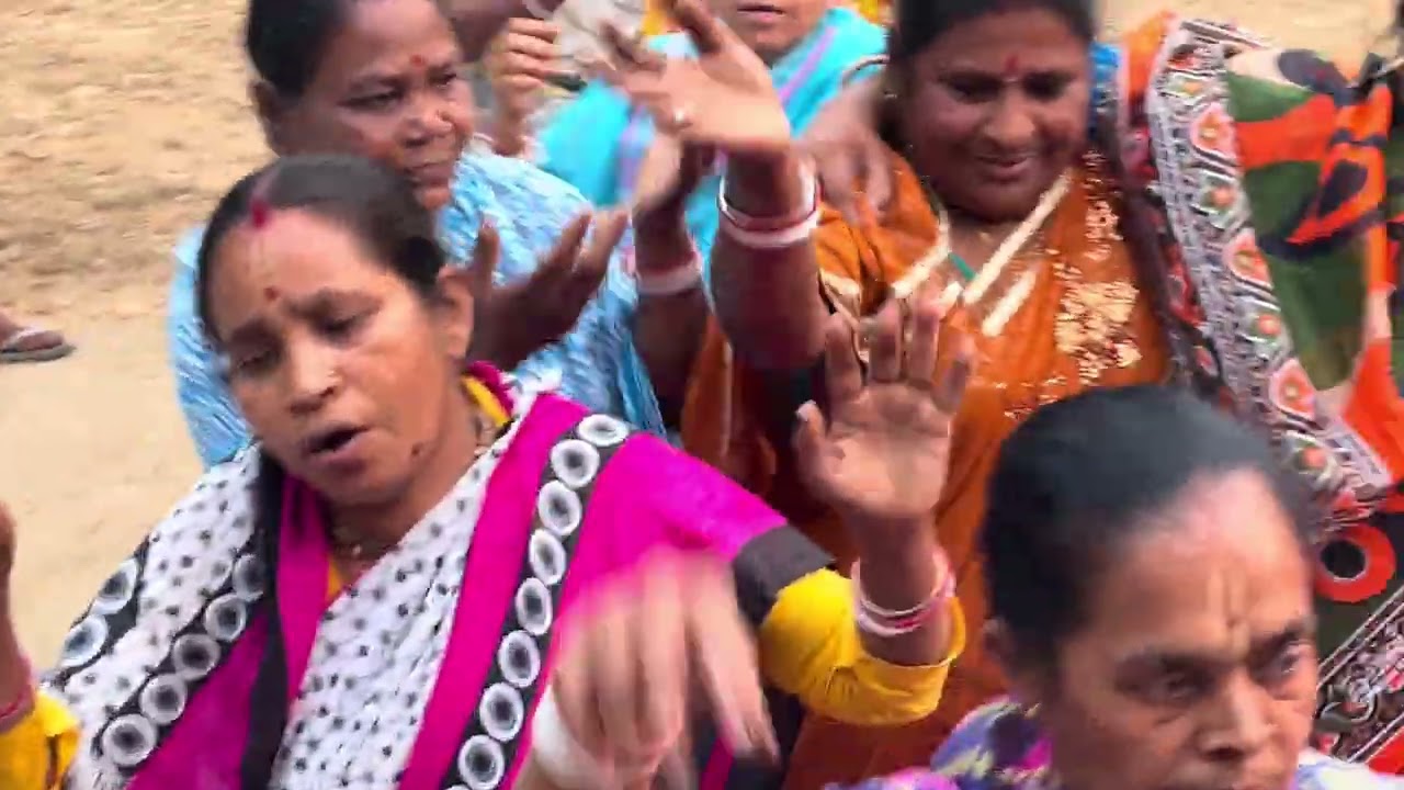 নিতাই গোর হরি বোল নিত্যানন্দ বোল এই গান শুনে মনে আনন্দ বেড়ে গেল 🙏🏻🙏🏻🙏🏻🌸🌺🌼