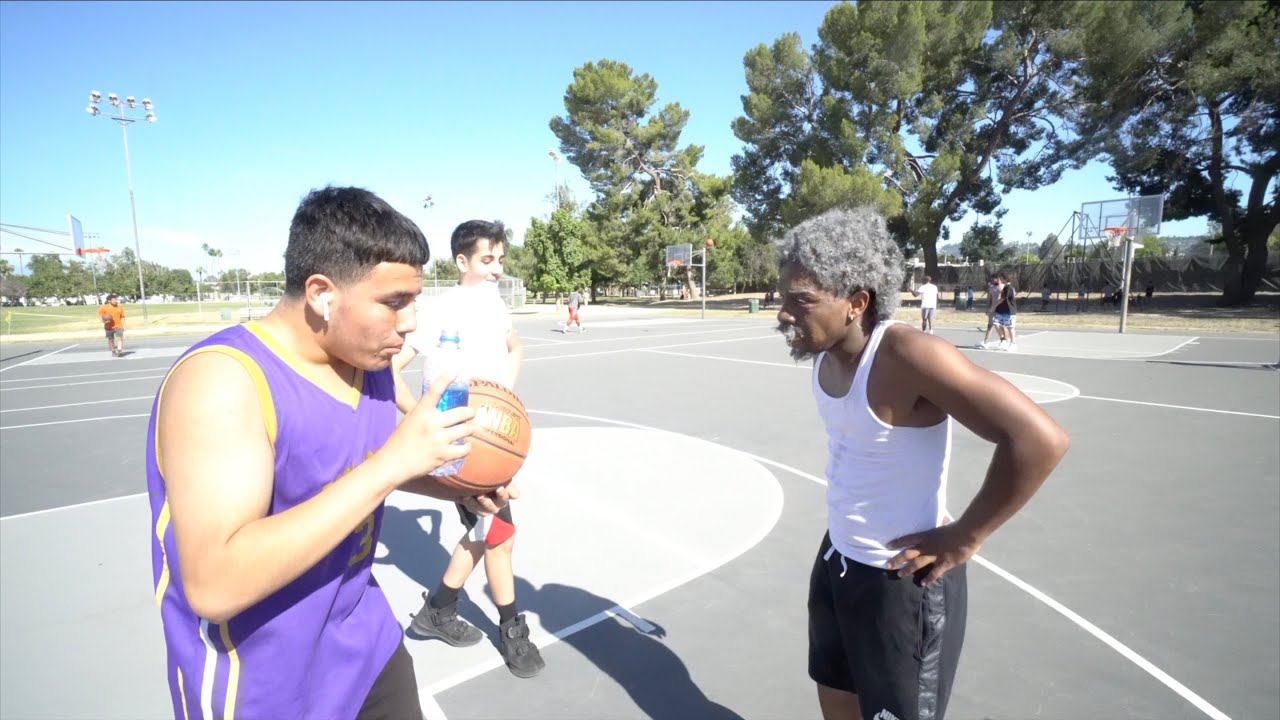 DRESSED UP AS AN OLD PERSON AND PLAYED AGAINST SOME RANDOMS!! 2V2 BASKETBALL ft. D6FORPRESIDENT