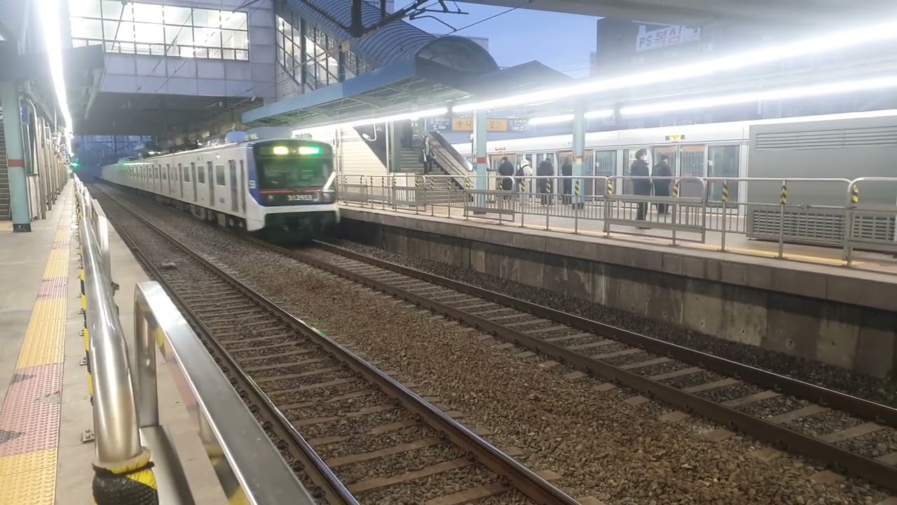 코레일 1호선 큐브 312x53편성 용산급행 열차 중동역 통과