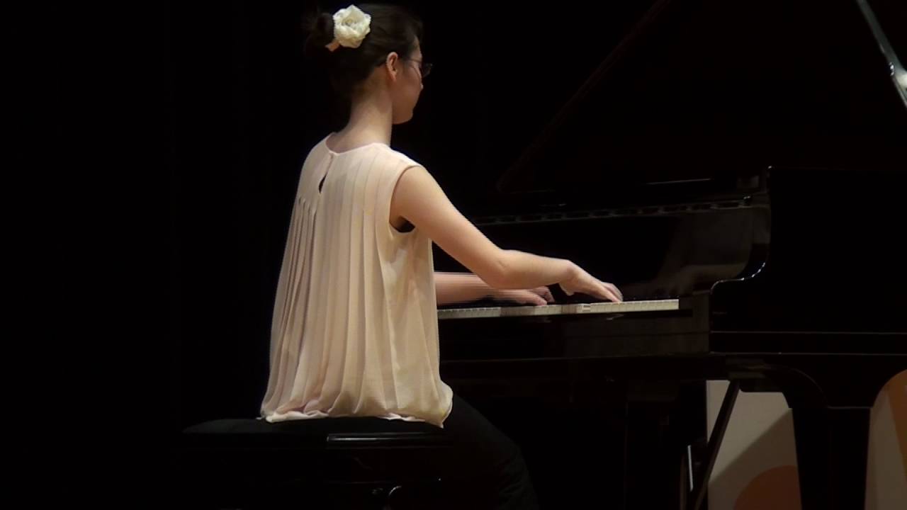 Matthews, Elouise, geb 1998, Klavier - M. Ravel, Jeux d eau