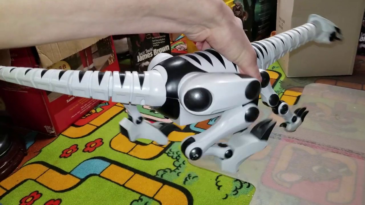 My new green Wowwee Roboreptile