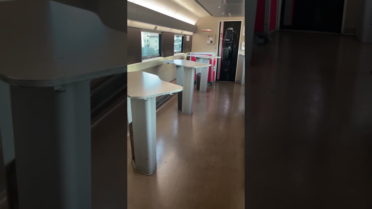 Vagone ristorante freccia rossa