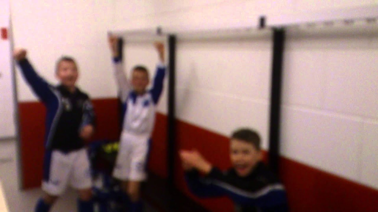 Feest in de kleedkamer.