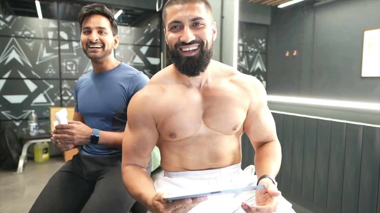 I THOUGHT I TORE MY PEC MUSCLES! | PHYSIQUE UPDATE*