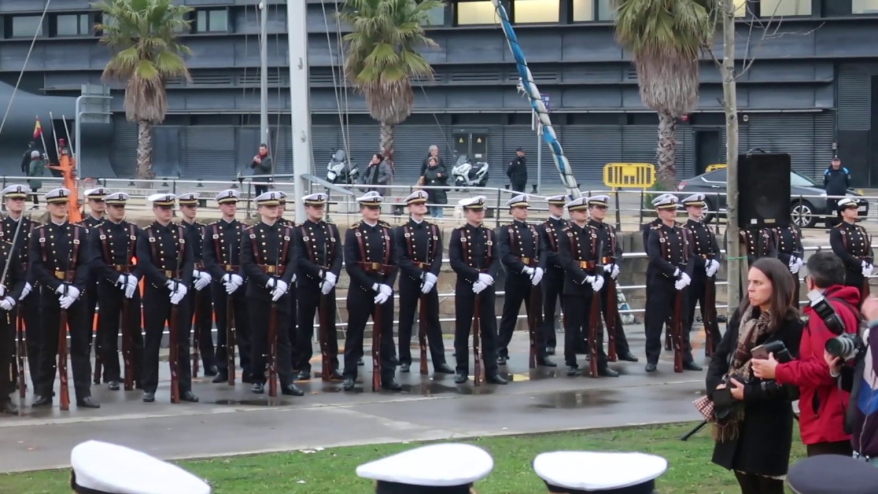 PARADA MILITAR EN EL PUERTO DE VIGO