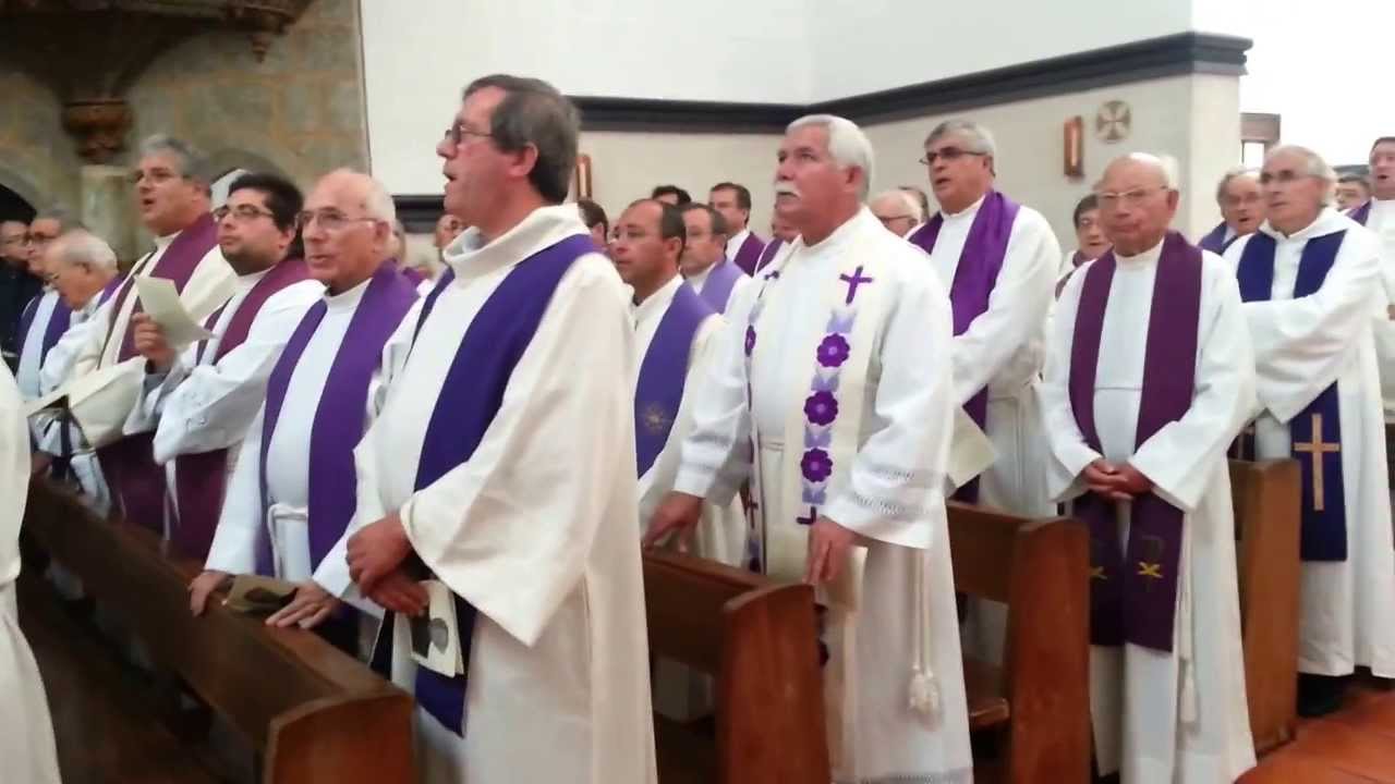 Aspeto da Sé de Aveiro no início da Missa do funeral do Bispo D.António Marcelino