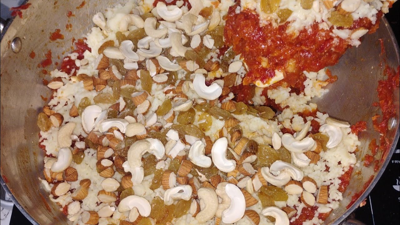 घर पर बने हलवाई जैसे गाजर मावा हलवे की रेसिपी🥕#winterrecipe #viralYouTubeshorts #viralrecipe #food 