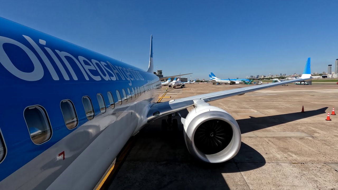 Aerolíneas Argentinas | Boeing 737 MAX 8 | LV-GVD | Buenos Aires-Aeroparque [AEP] - Neuquén [NQN]