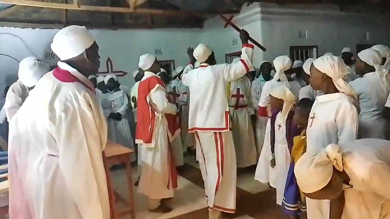 Njia yetu ni njia gani...njia yetu ni bwana Yesu
