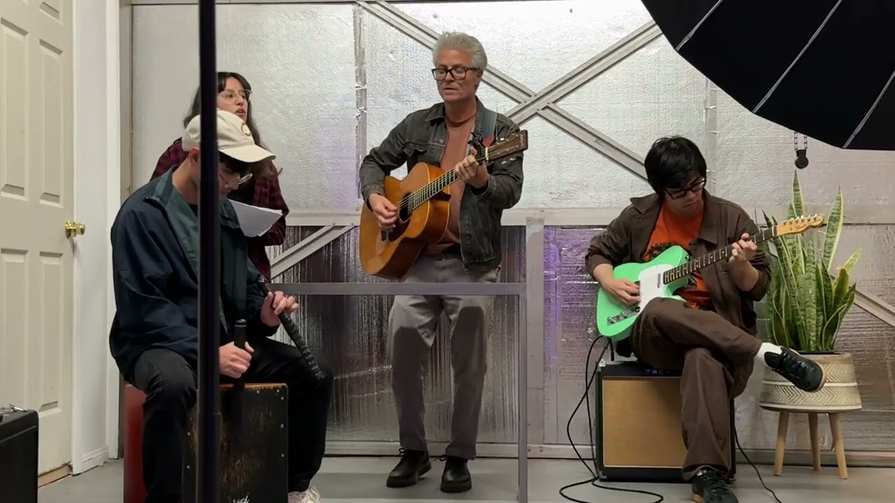 Halcyon Days (Daniel Perkins original)--Daniel jamming with Don, Ishmael & Amanda in Signal Hill CA