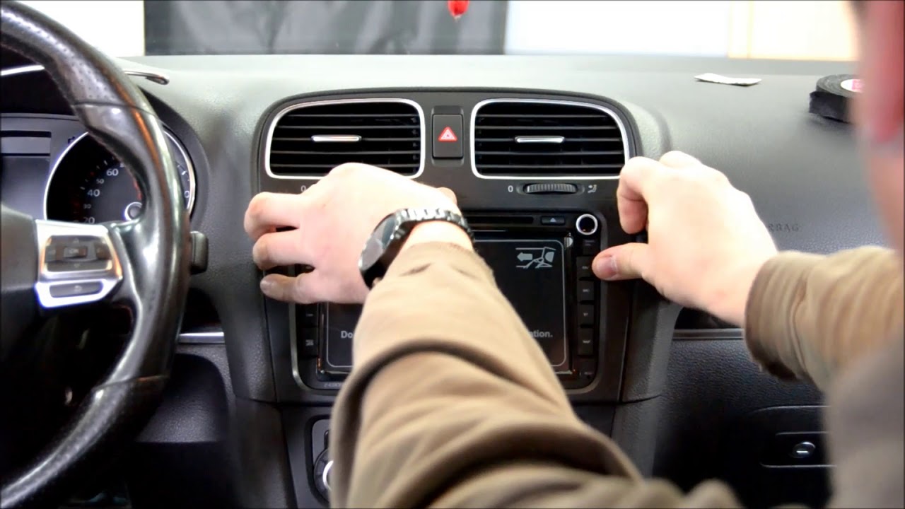 Zenec Z-E2050 Einbau Golf 6