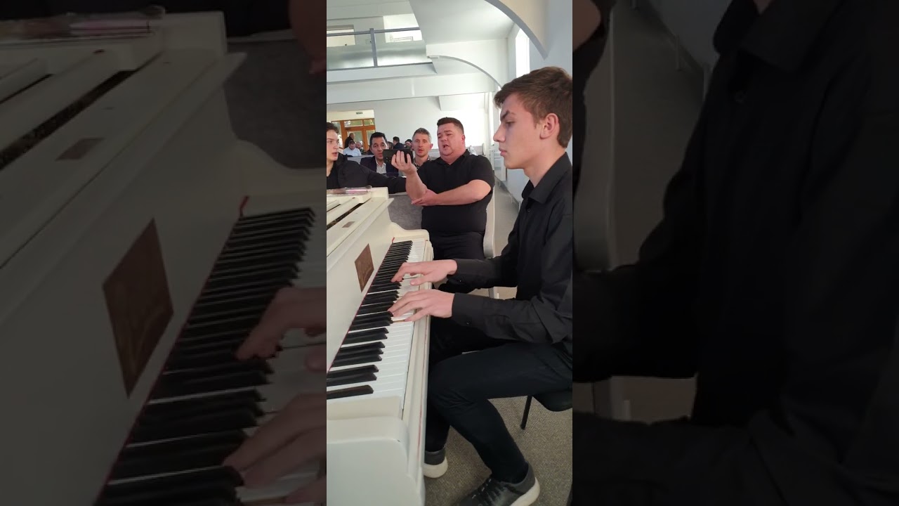 Isus iubit când vro veni  - Danut Badita , Riccardo Tănase și Dorin Piscuc