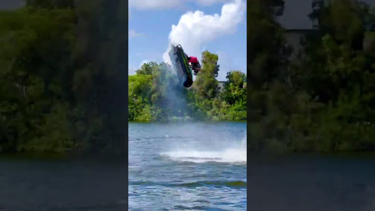 Ladies and gentlemen… yeah, I’m talking to both of you ladies who follow us too 🤣 …..Meet the