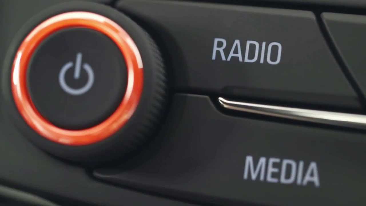Intellilink w Insigni: Jak słuchać radia, MP3? Dixi-Car