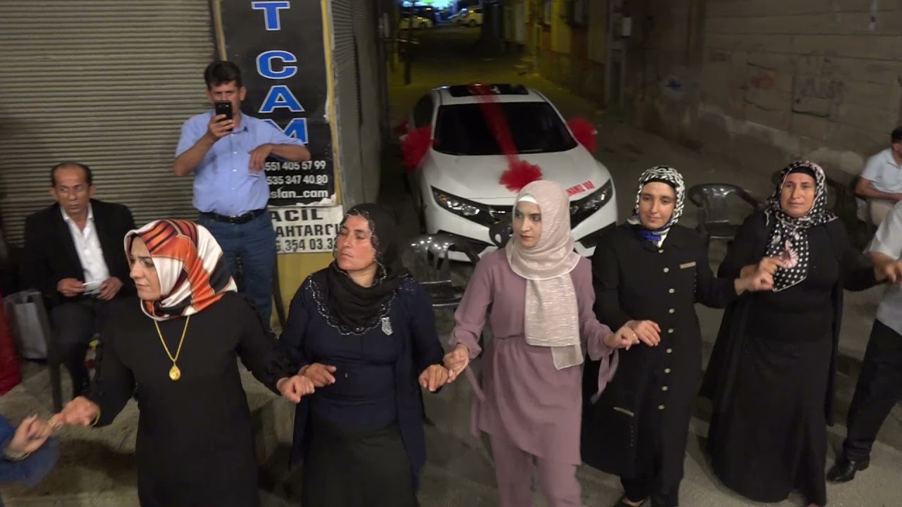KAMERAMAN SELAMİ FARKİYLA CENCERELİ EZGİ VE MEHMET İN MUHTEŞEM DÜĞÜNÜ 1