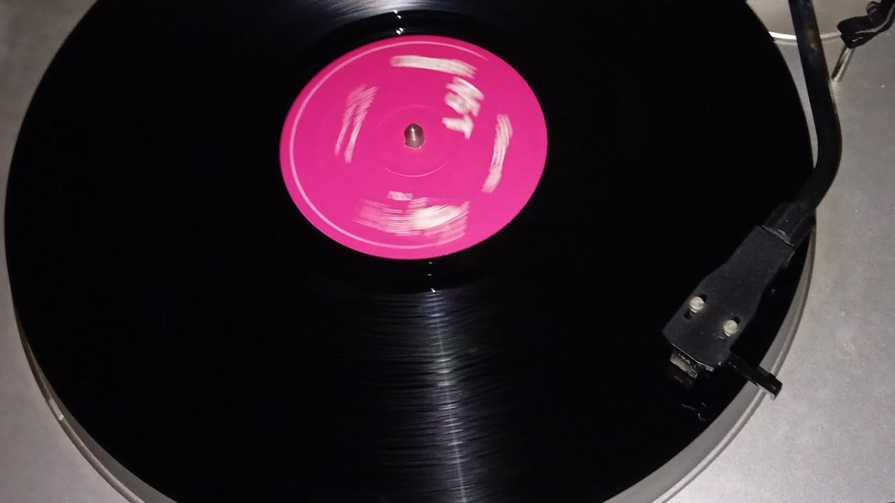 COMMENT [ÉCOUTER UN DISQUE VINYLE]  !