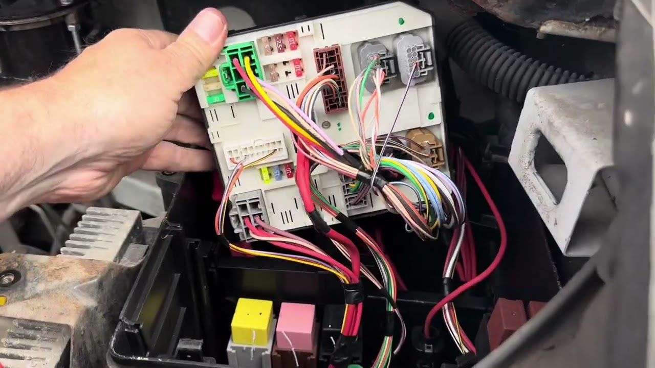Vauxhall Movano/Renault Master (2013) - DTC920F81, DF0002 и DF007 UPC Генератор Ссылка Неверная 😱