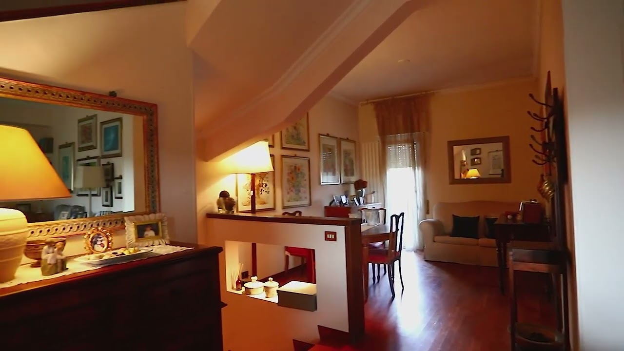 AXA: Duplex con 3 camere e ampio giardino di 350 mq