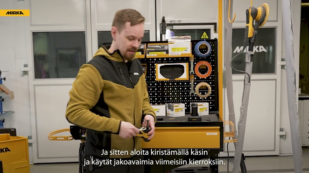 Kuinka vaihtaa pikakiekko-adapteri Mirka® ANGOS-koneeseen?