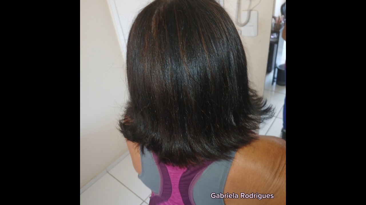 Luzes na touca em cabelo tingido de preto #luzes #cabelos #lreflexo #beleza #cabelosdivos #hair