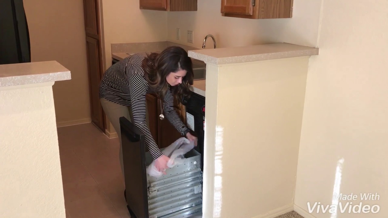 How to use a trash compactor