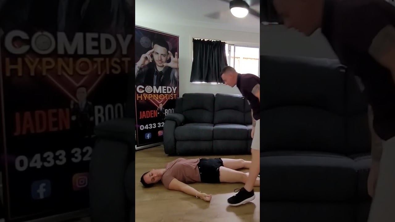 Confusion Hypnotic Induction #hypnotised #hypnotist #stagehypnotist  #hypnotistjadenboon