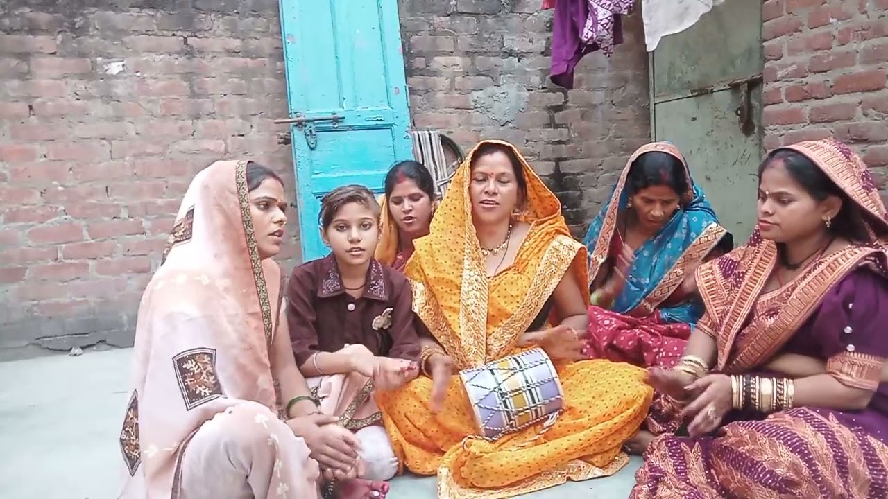 बोल तुलसी माता की जय राधा रानी की जय🙏🦚❤👍 लाइक सब्सक्राइब कमेंट जय तुलसी मां