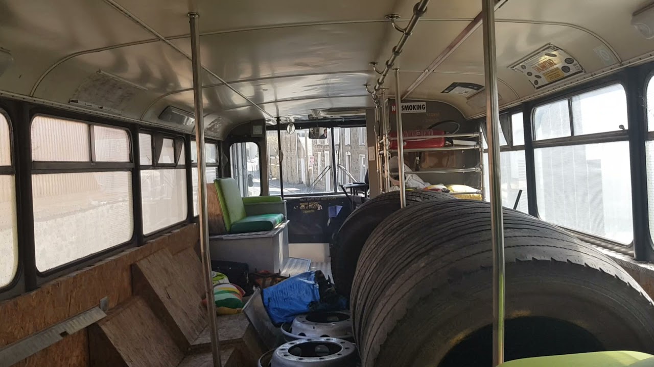 Bristol VR AFJ 750T blowing exhaust