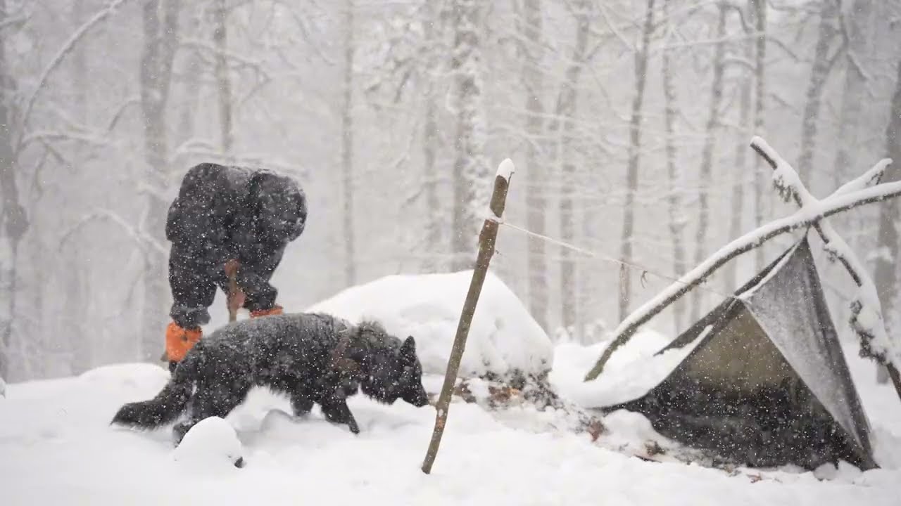 Surviving a blizzard and snowstorm at -31°C without a sleeping bag or tent