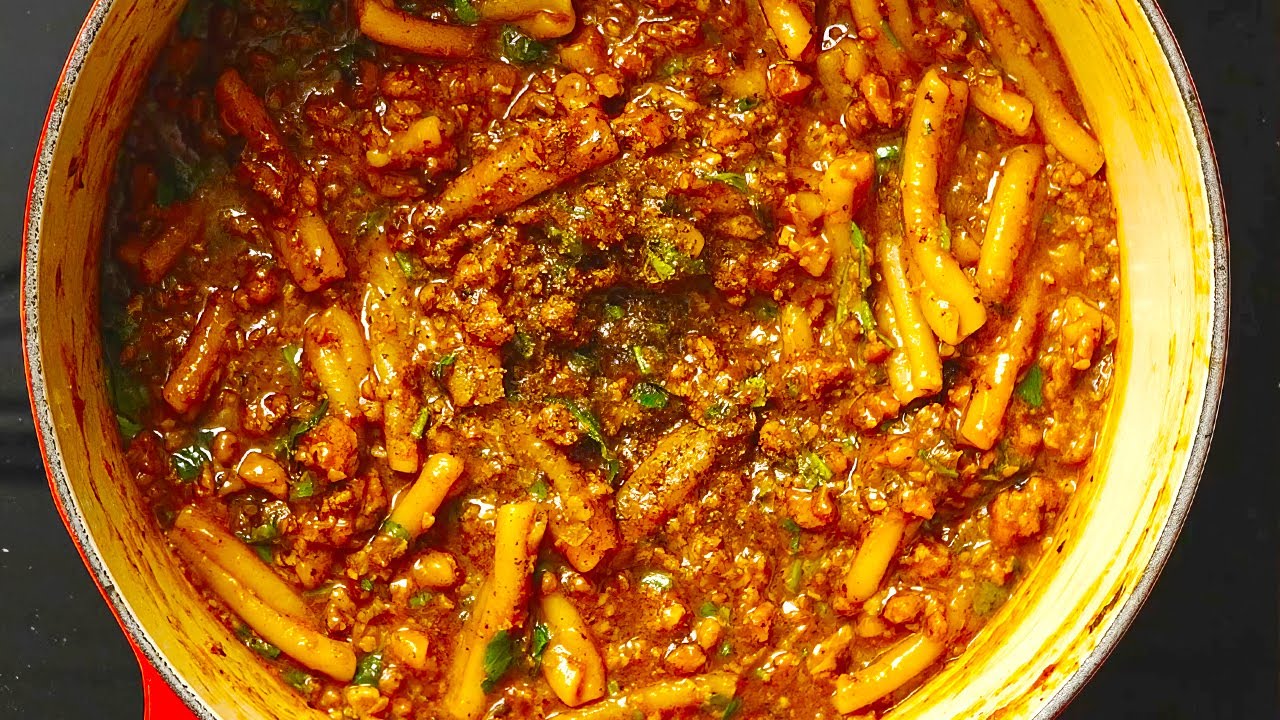 One Pot Italian Sausage Ragu - A Weeknight Favourite
