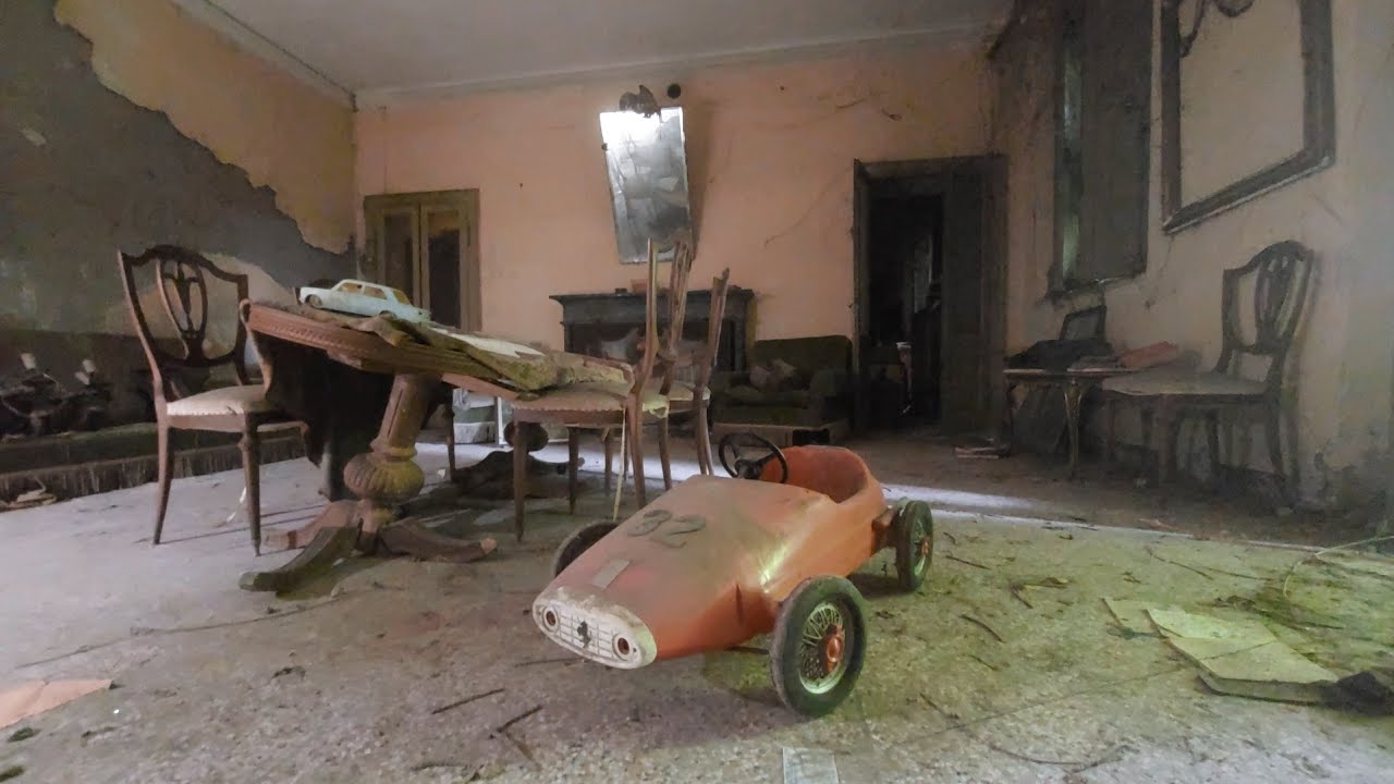 Urbex Italia: Rimaniamo senza parole davanti a questa stupenda villa abbandonata | Urbex MJ