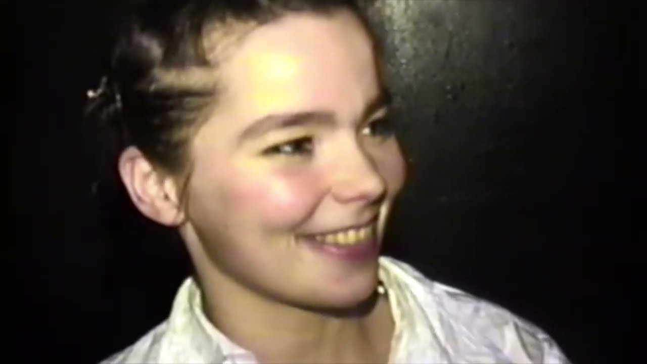 Björk and Naomi Campbell at Webster Hall NYC in 1993 for On Patrol Television
