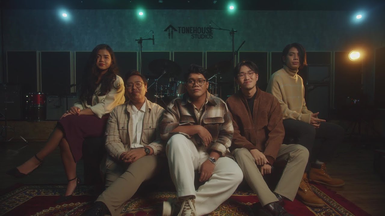 [OFFICIAL VIDEO] Frission - How Deep Is Your Love