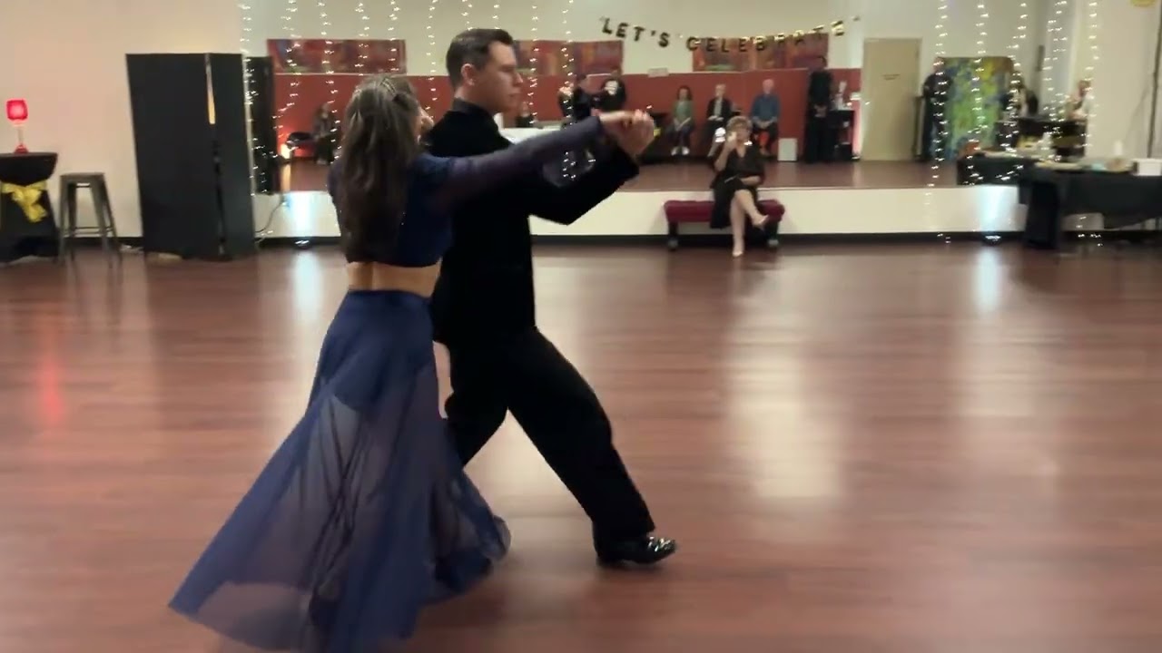 Silver Waltz Showcase: ‘If You Don’t Know Me’ : Simply Red