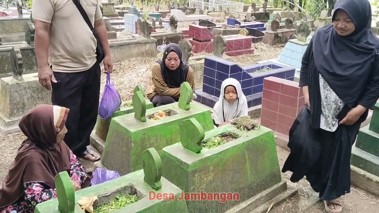 Ziarah Kubur Keluarga Besar Mbah Marto Madi jelang puasa Ramadhan tahun 1447 H