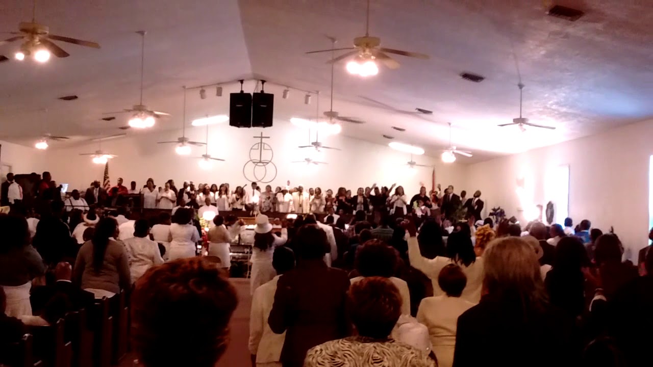 THE HOUSE OF GOD CHURCH - Ocala FL 5/2016  Medley of Old Songs