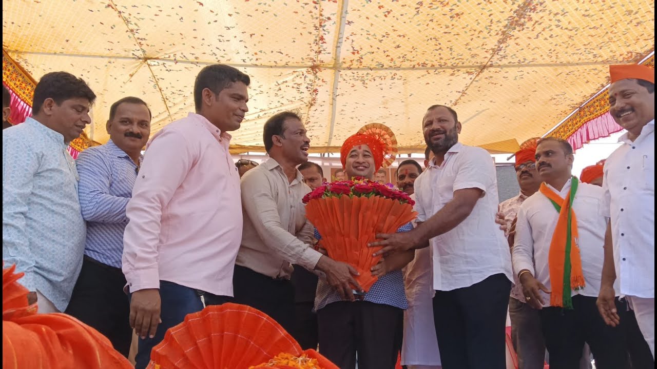कॅबिनेटमंत्री नितेश राणे यांचे  खारेपाटण येथे जंगी स्वागत