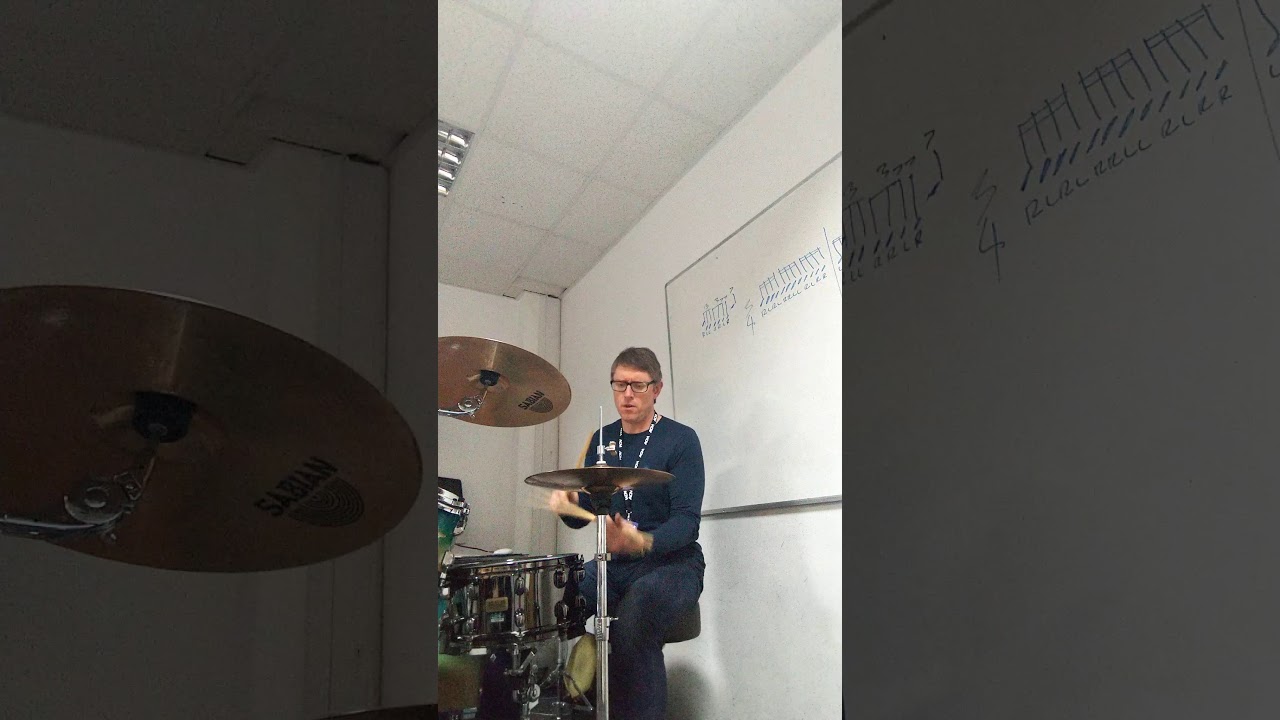 Neil Bullock- Drum solo- Funk, improvisation.