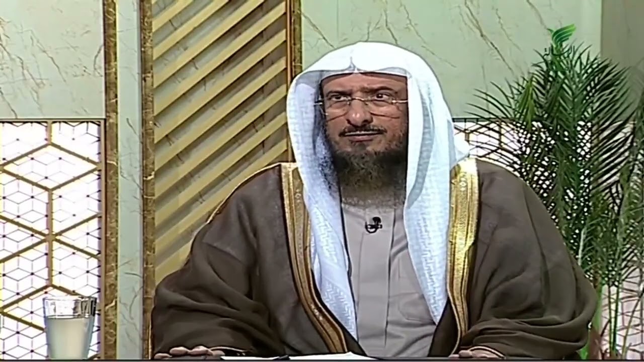 تصلي في قيام الليل بقصار السور فقط.. هل عليها شيء؟- الشيخ سليمان الماجد#يستفتونك#الرسالة