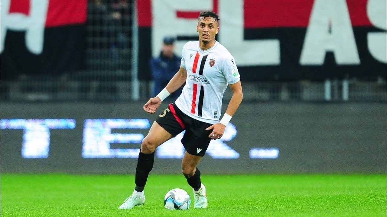 Imad Eddine Azzi ( Defensseur Central ) USM Alger 2024 / 25