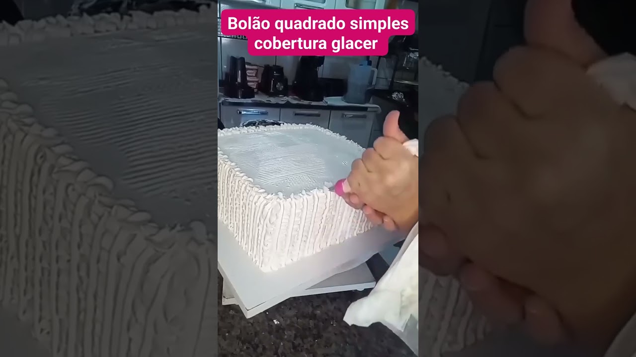 Bolo quadrado 