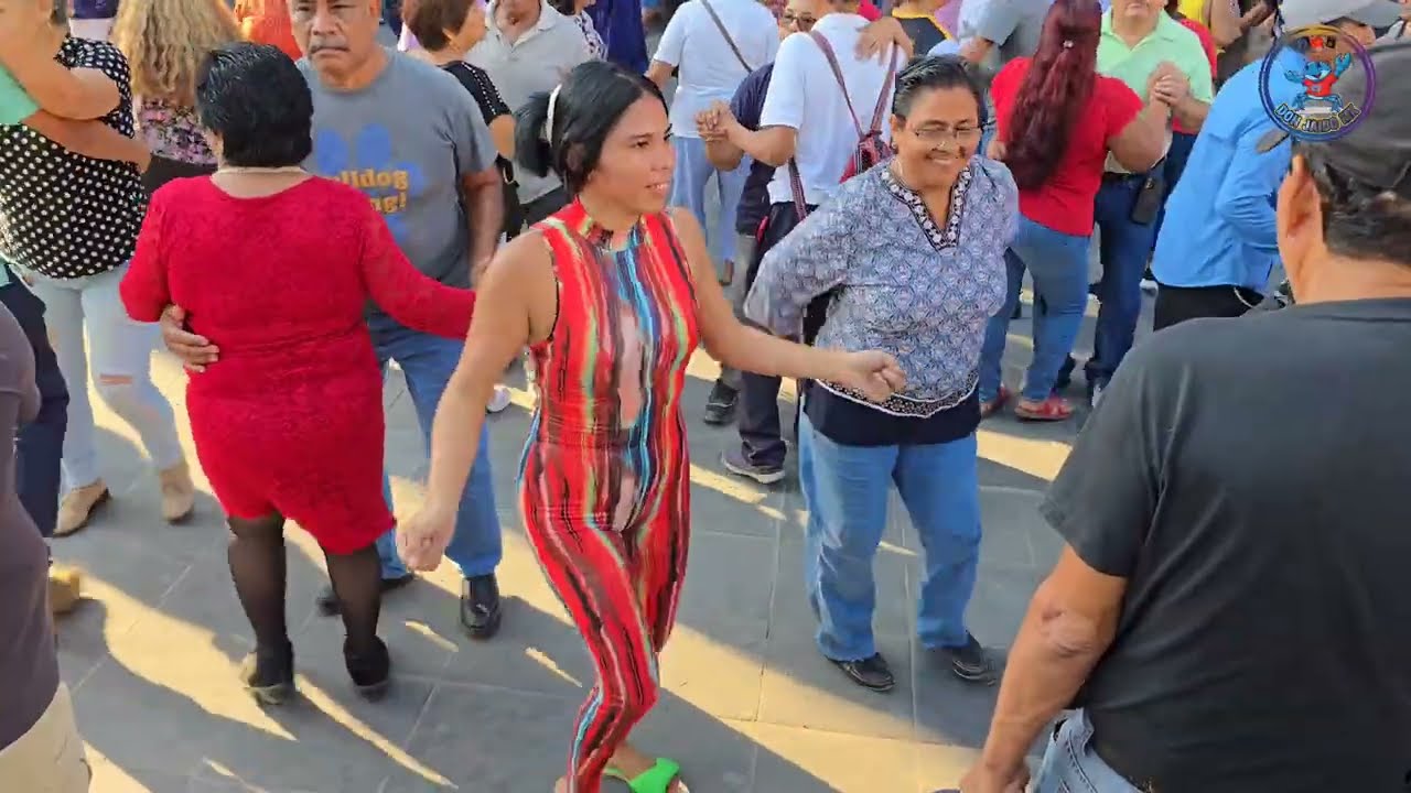 🛑😃✌️último baile del año..con modesto el papi..CHULADA de AMBIENTE plaza hijas de tampico 🇲🇽 🤠🤟💃🕺
