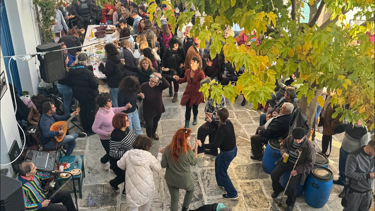 Naxos and Its High Mountains: Raki Celebration in Moni Village | Michalis Cherouveim Live 🎻"