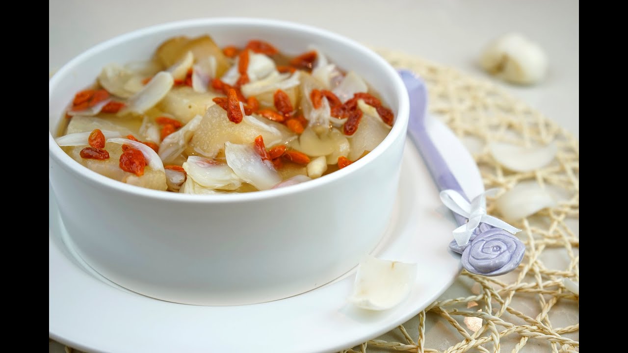Stewed Pear with Lily and Rock Sugar Recipe 冰糖炖梨子百合