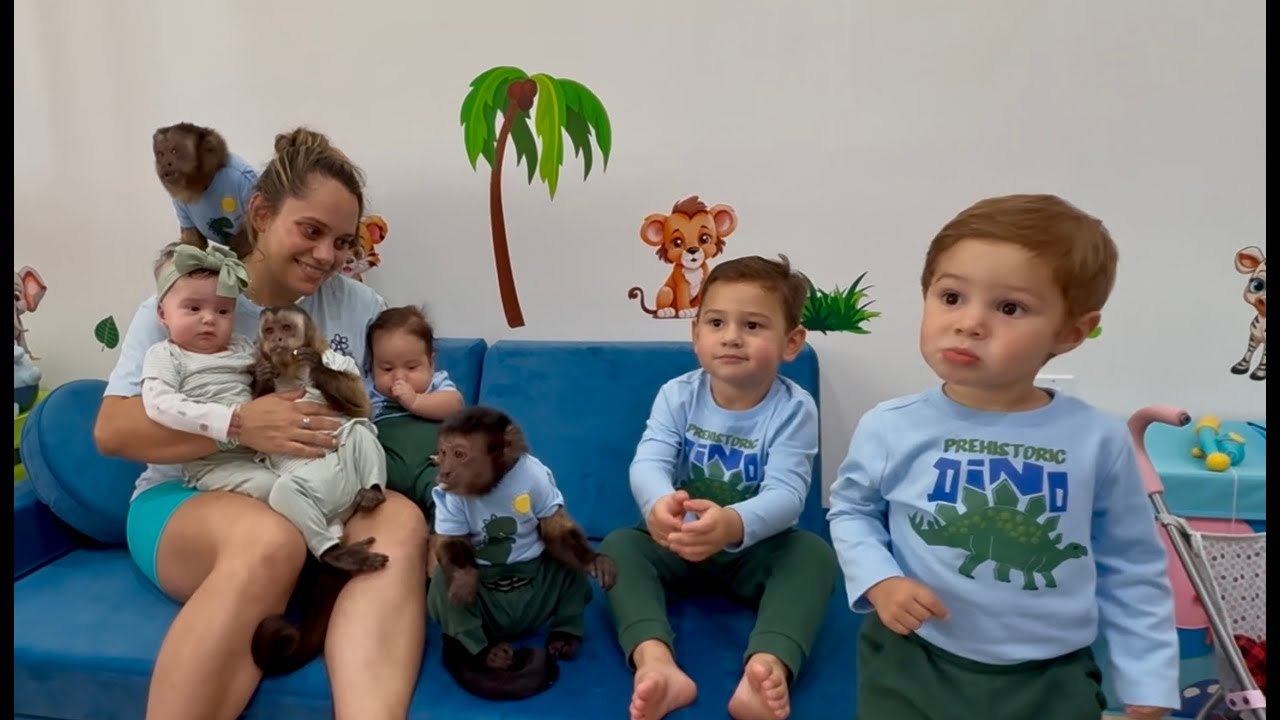 3 обезьяны, 4 человеческих детеныша 😅😜🤪 и Сисси 😂