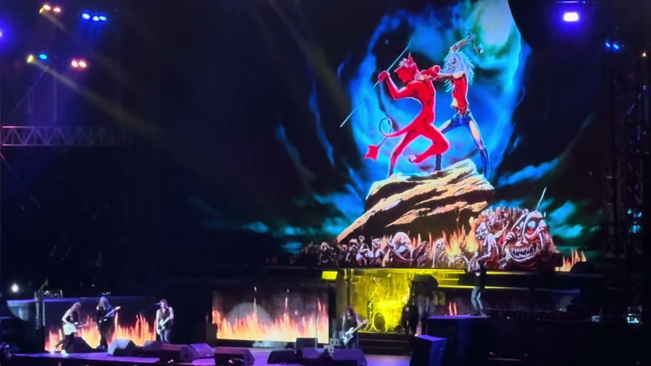 IRON MAIDEN - Run to the Hills live @ Stadio Euganeo Padova 2025