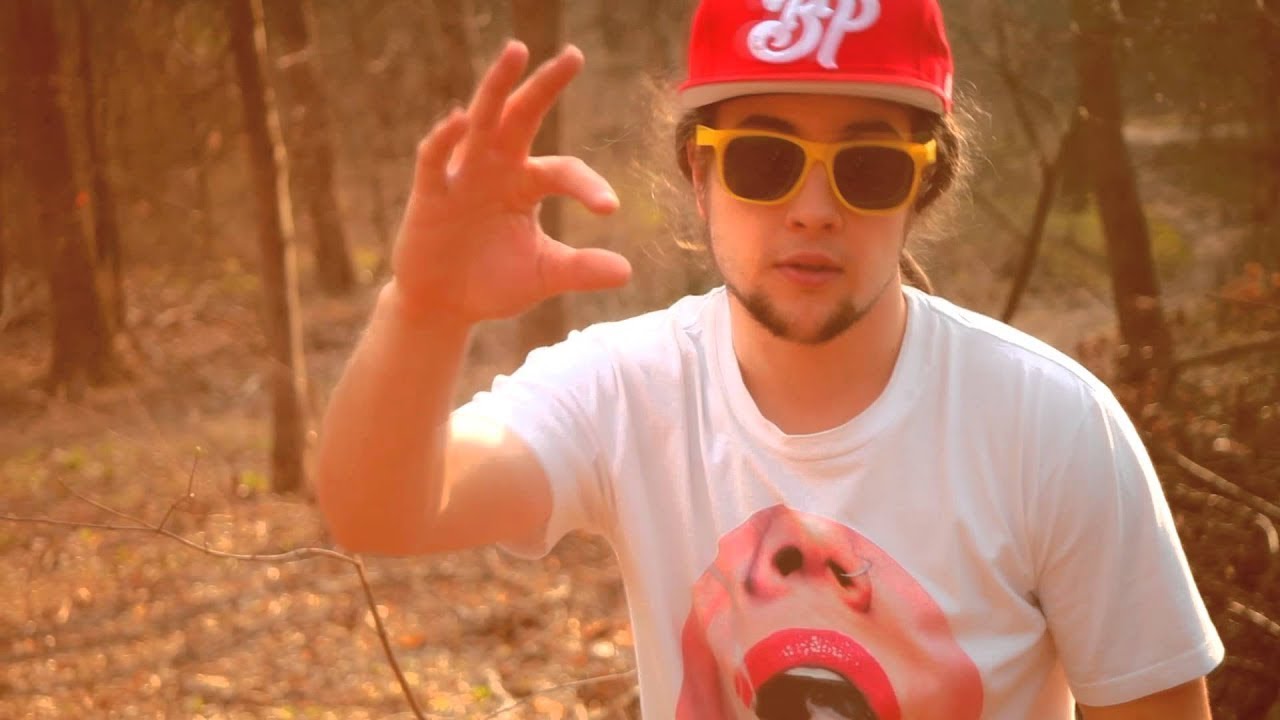 ManGoRise - Álomszövő (Official Music Video)