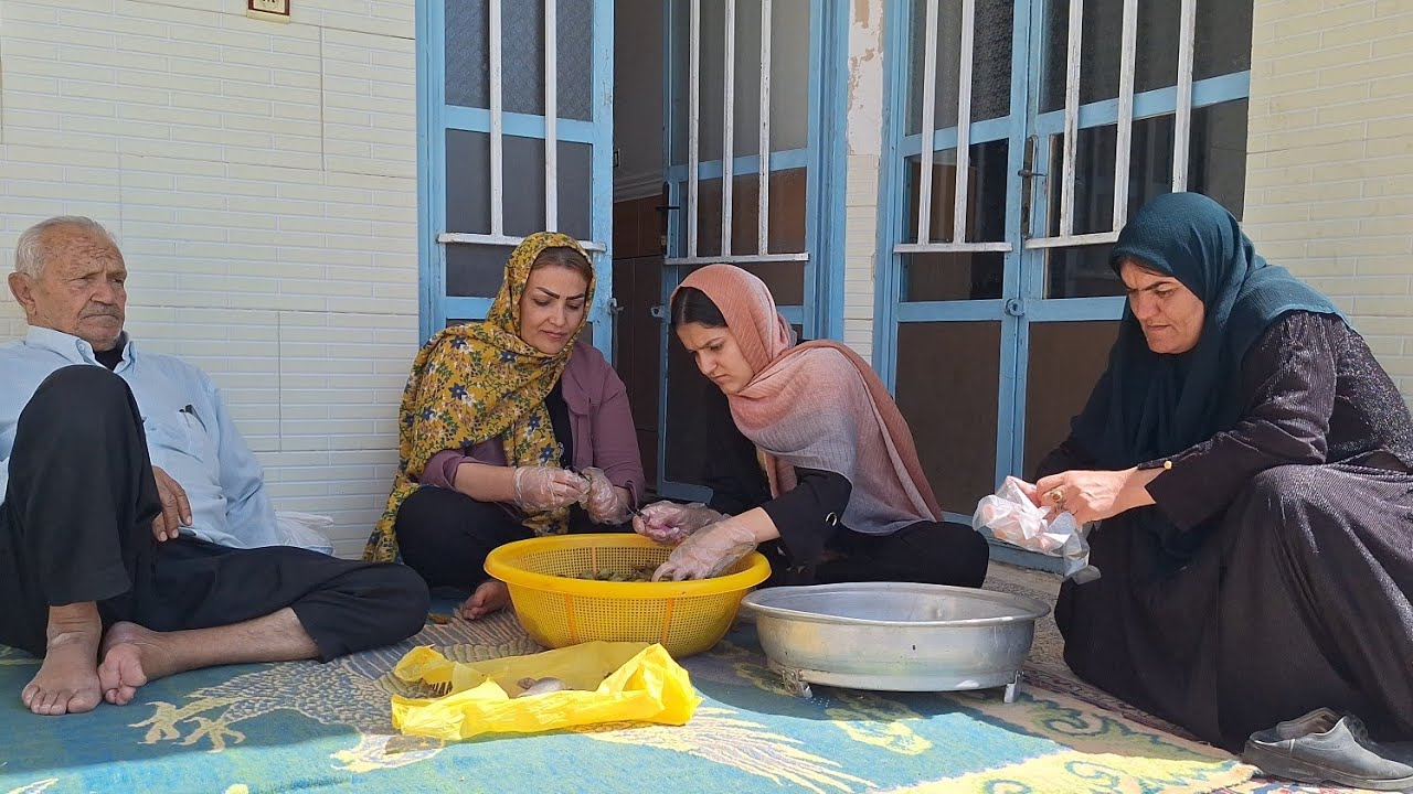 Umm al-Banin's help to Muhammad's family