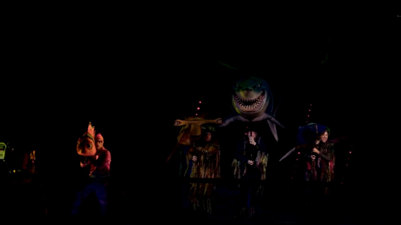 50.S GRANDMA TALKING IN SHOWMOTION AT FINDING NEMO THE MUSICAL