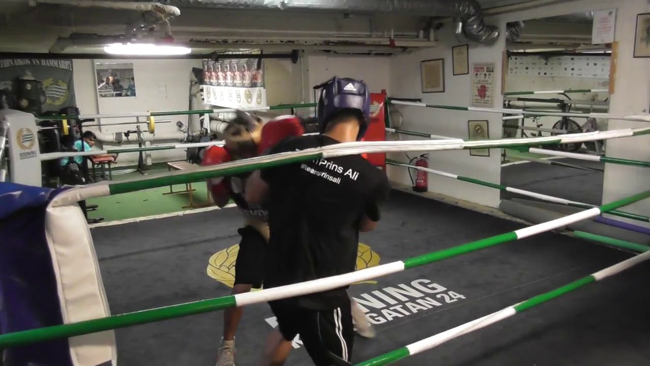 Sparring with European champion(Anthony Yigit) اسپارینگ با قهرمان اروپا